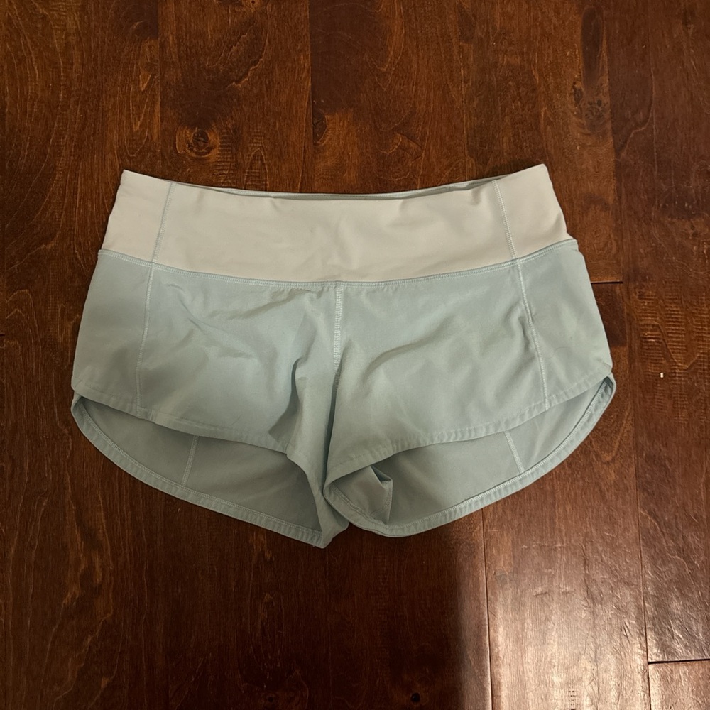 Lululemon Speed Up Low-Rise Lined Short 2.5"- Size 4- Powder Blue